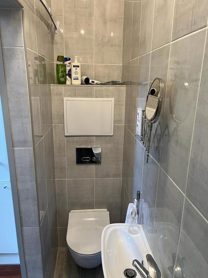 Labo Apartment Chmielna Варшава Экстерьер фото